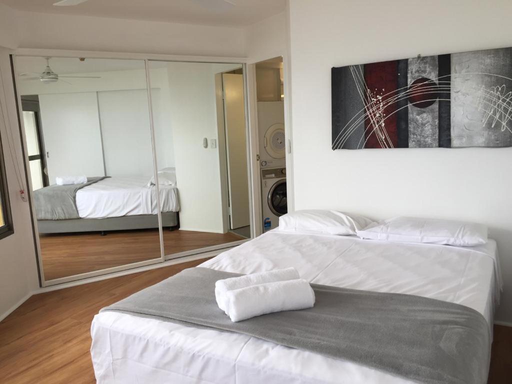 غولد كوست Surfers Holiday Apartments المظهر الخارجي الصورة